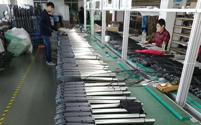 Shenzhen songrui electric door &amp; window systems Co., Ltd производственная линия завода